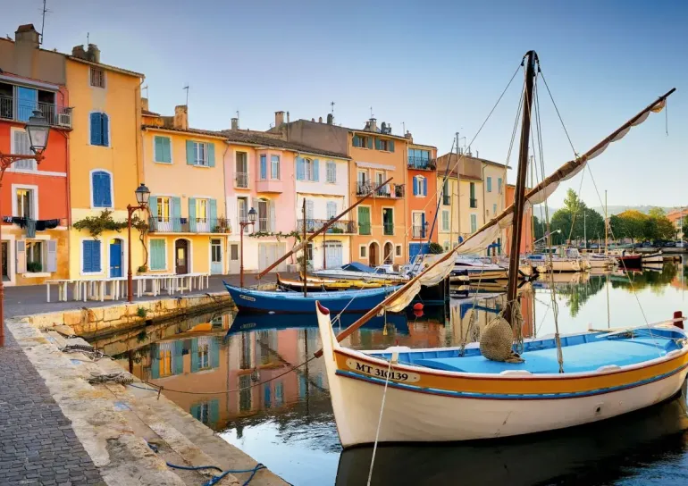 Educa: Harbour in Martigues, Provence (1000)